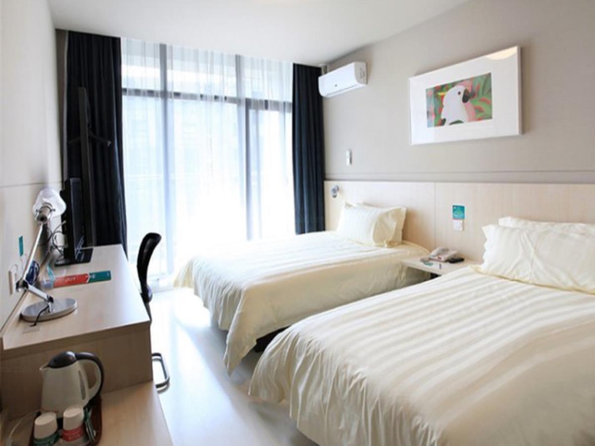Jinjiang Inn Wuxi Huishan District Government Wanda Plaza מראה חיצוני תמונה