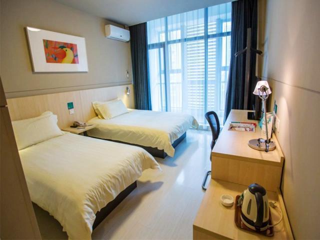 Jinjiang Inn Wuxi Huishan District Government Wanda Plaza מראה חיצוני תמונה