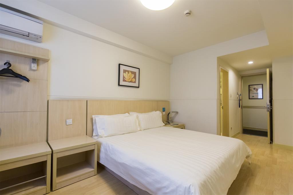 Jinjiang Inn Wuxi Huishan District Government Wanda Plaza מראה חיצוני תמונה